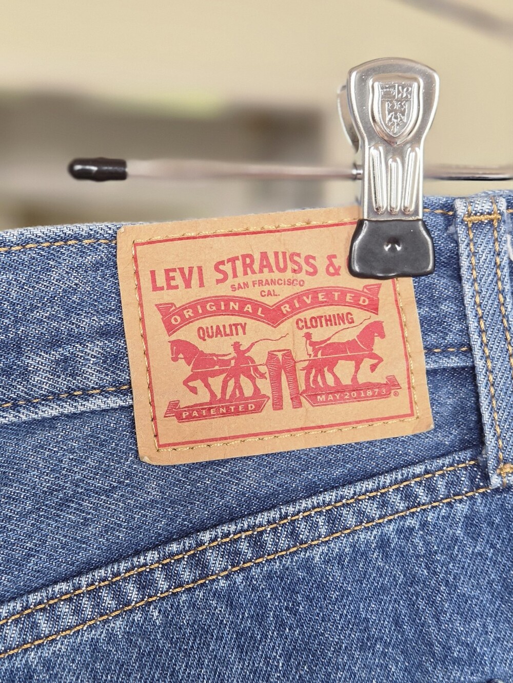 Levi's 94 Baggy Bermuda Cutoff Denim Shorts - Picture 5 of 7